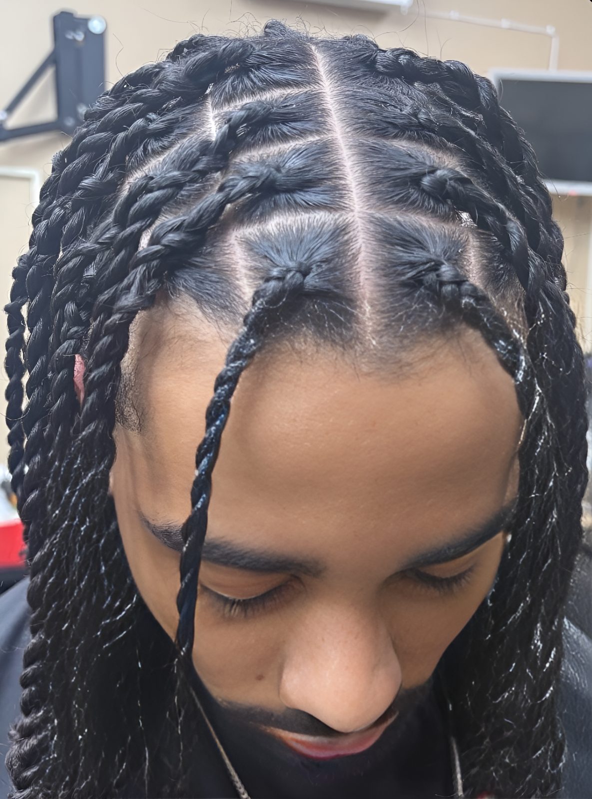 Center-part rope twists by Phya